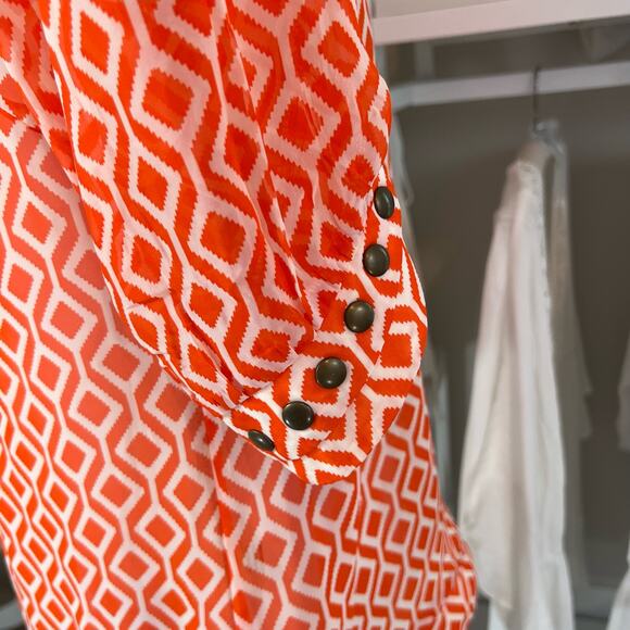 Hawthorn Women's size Medium blouse, sheer, graphic print. #1033 - Picture 5 of 10